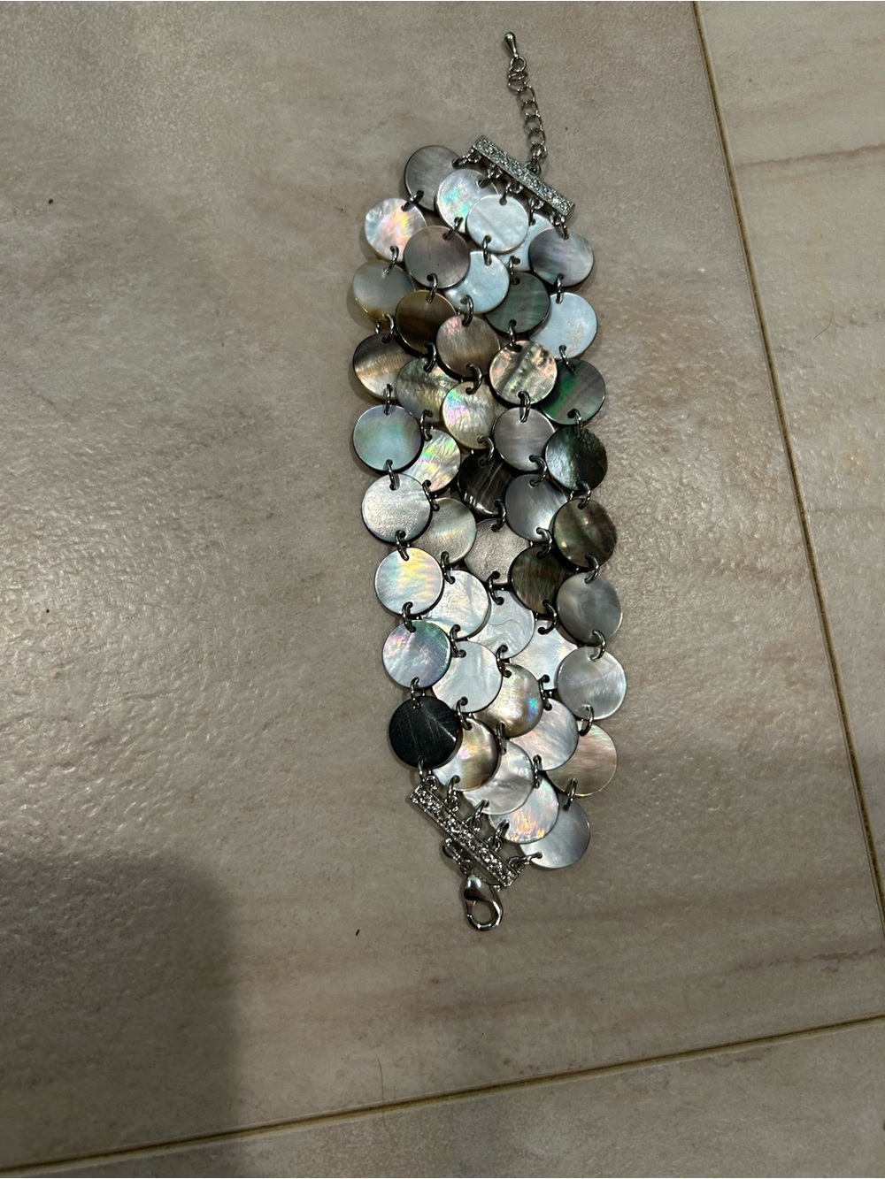 Multi-Tone mother of pearl Bracelet - Women Jewelry - Picture 6 of 7